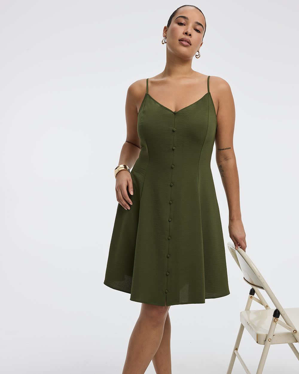 Sleeveless Buttoned-Down Dress